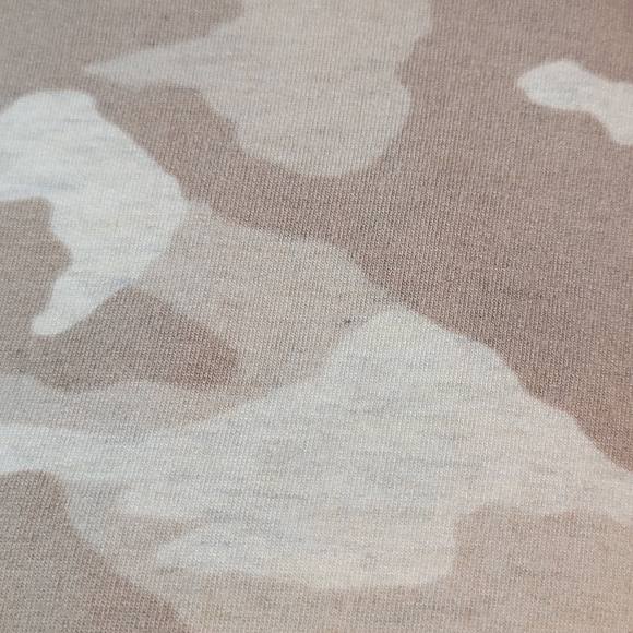Athleta Studio to Street Printed Sweatshirt Neutral Camo Camoflage Pattern M - Picture 6 of 10